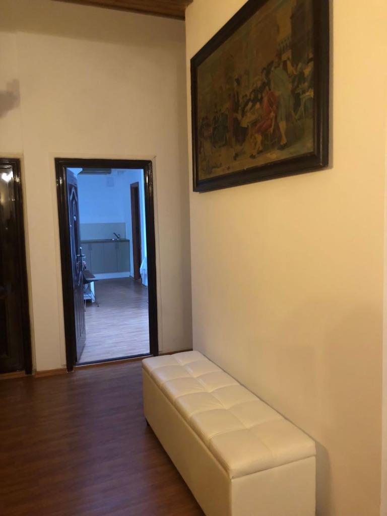 Nonna Mia Hotel Bucureşti Eksteriør bilde